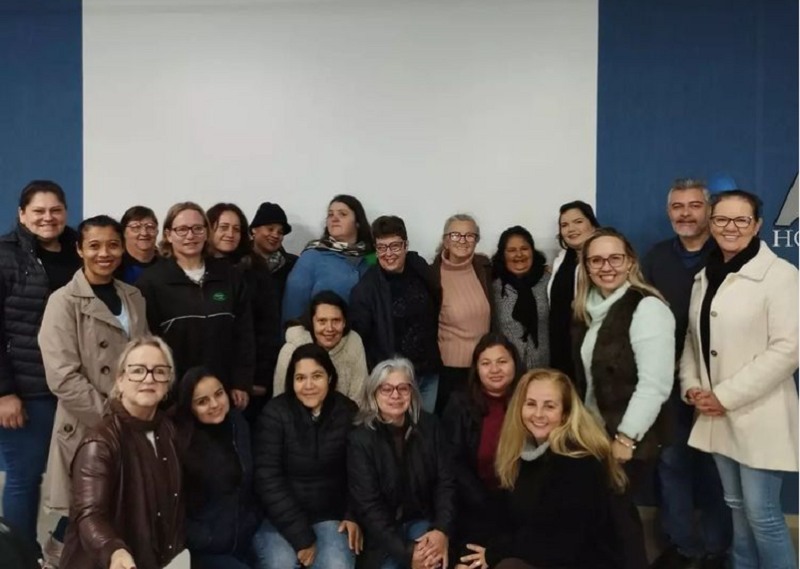 PRIMEIRA TURMA DO PROFISSIONALIZAR HZ COMEÇA SEU CURSO