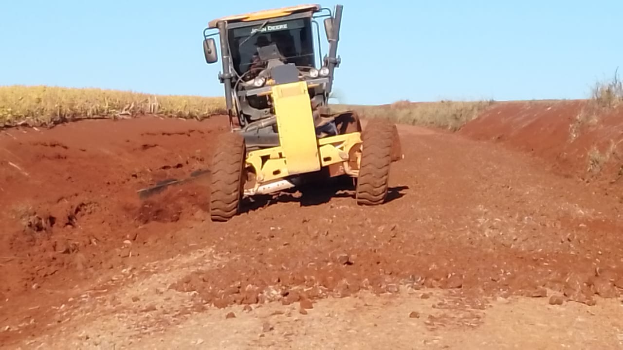 E A MELHORIA DA ESTRADA CHEGA AO LAJEADO COTIA