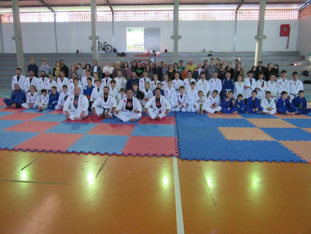 Horizontina recebeu seminário de Jiu-Jitsu