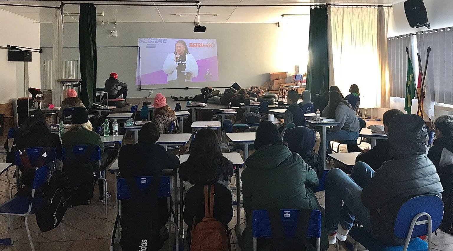 ESCOLAS MUNICIPAIS DE ENSINO FUNDAMENTAL DE HORIZONTINA PARTICIPAM DO EVENTO CRIE O IMPOSSÍVEL 2022