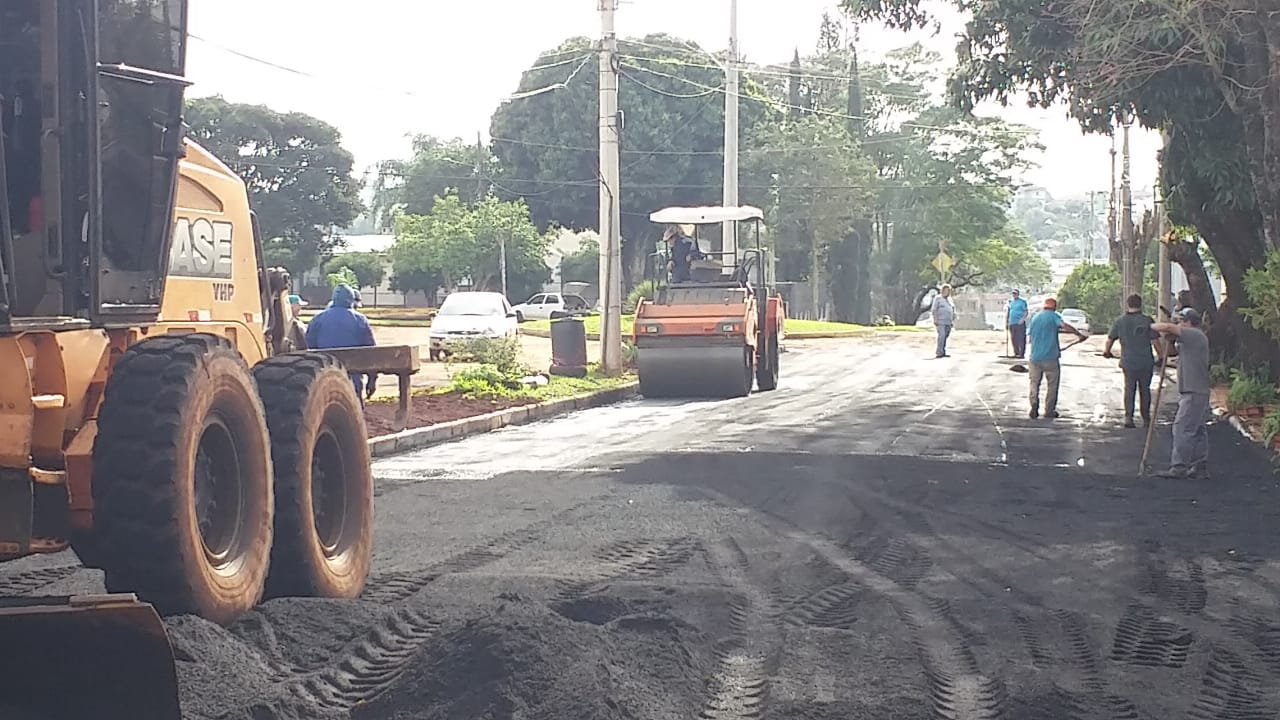 OBRAS DE DRENAGEM E PAVIMENTAÇÃO ATACAM PROBLEMA DE MAIS DE 20 ANOS EM BAIRRO DE HORIZONTINA