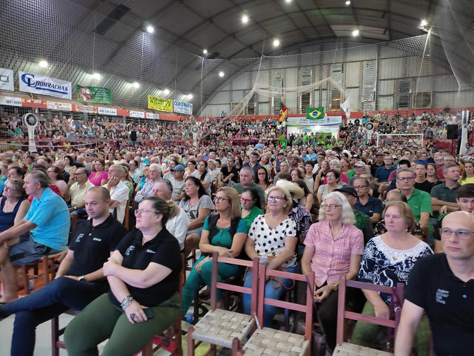 Sicredi Noroeste RS MG  fez uma das maiores assembléias de núcleo de sua história em Horizontina.