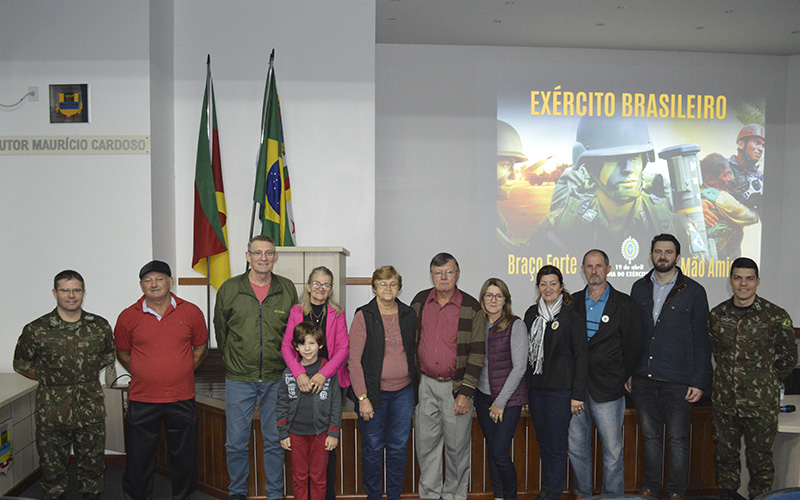 Município de Dr. Mauricio Cardoso presta homenagem aos ex-combatentes