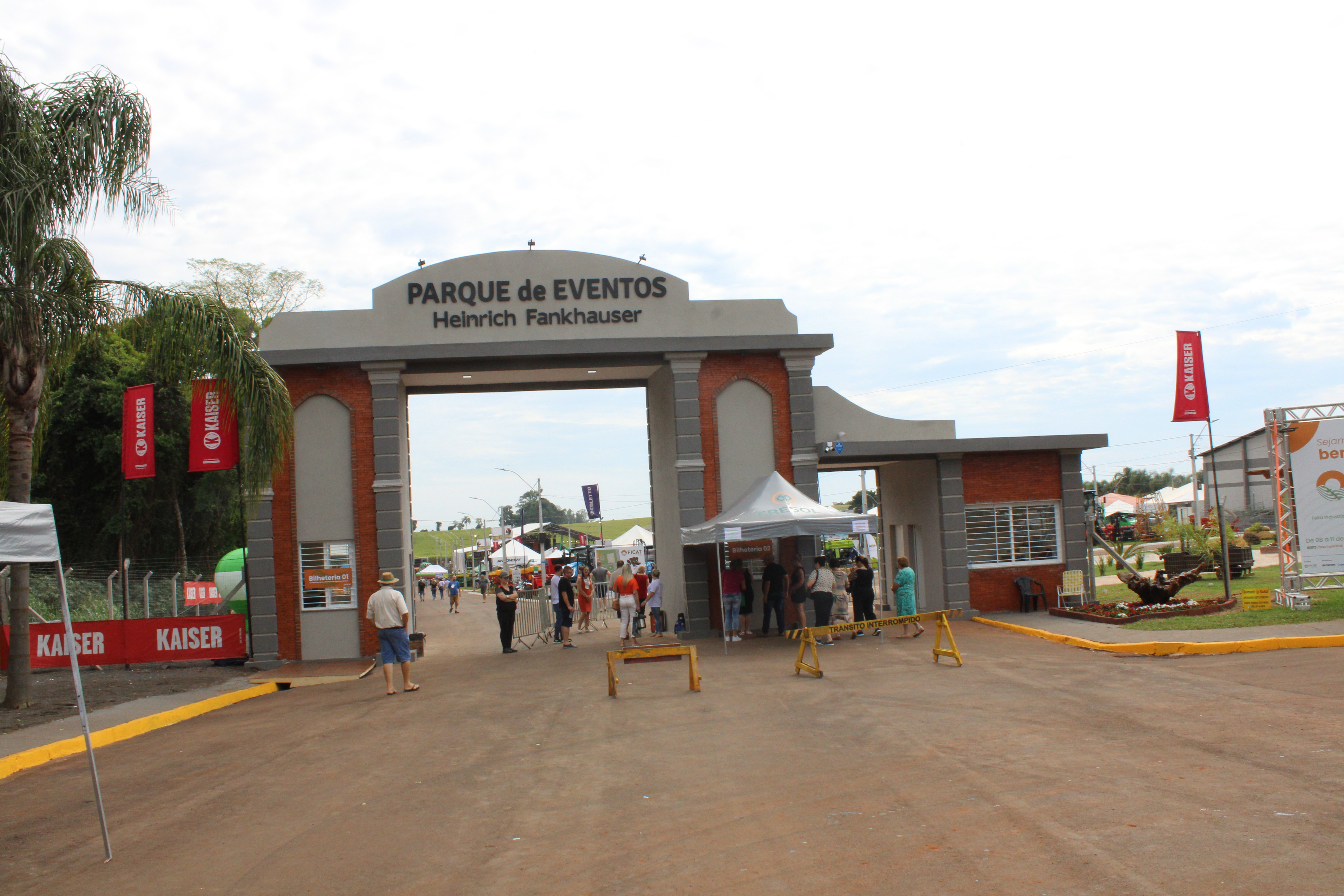 Vereadores sugerem instalação de play ground e academia aberta no Parque de Eventos