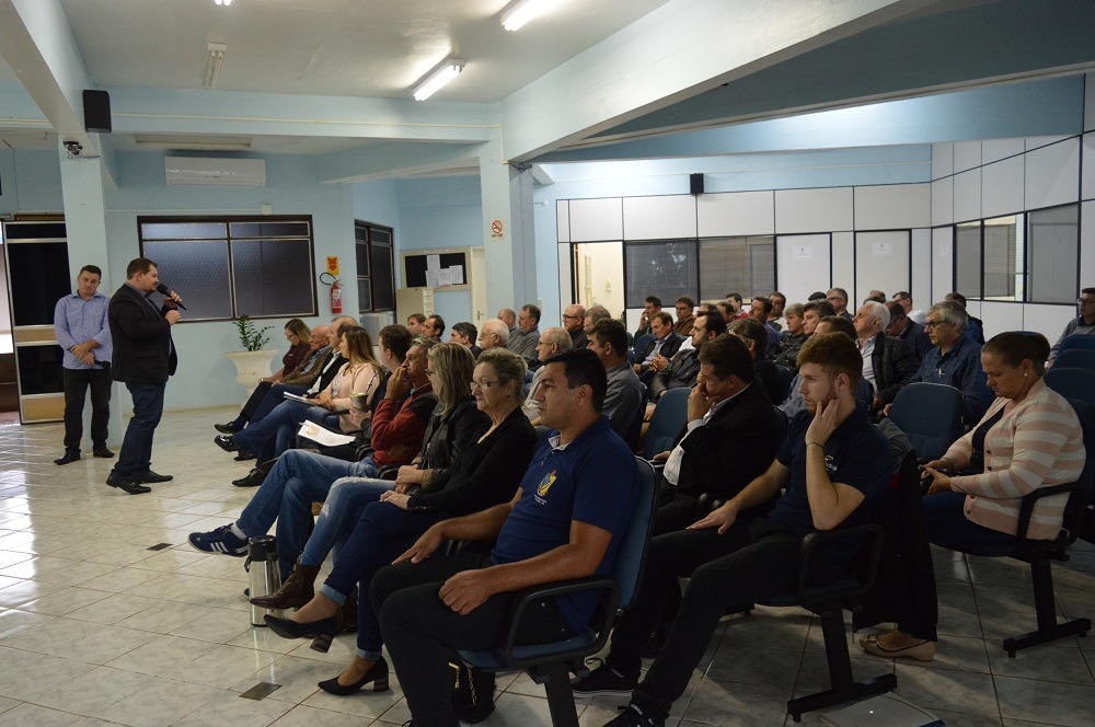 Presidente do Legislativo participou de audiencia para tratar da 305