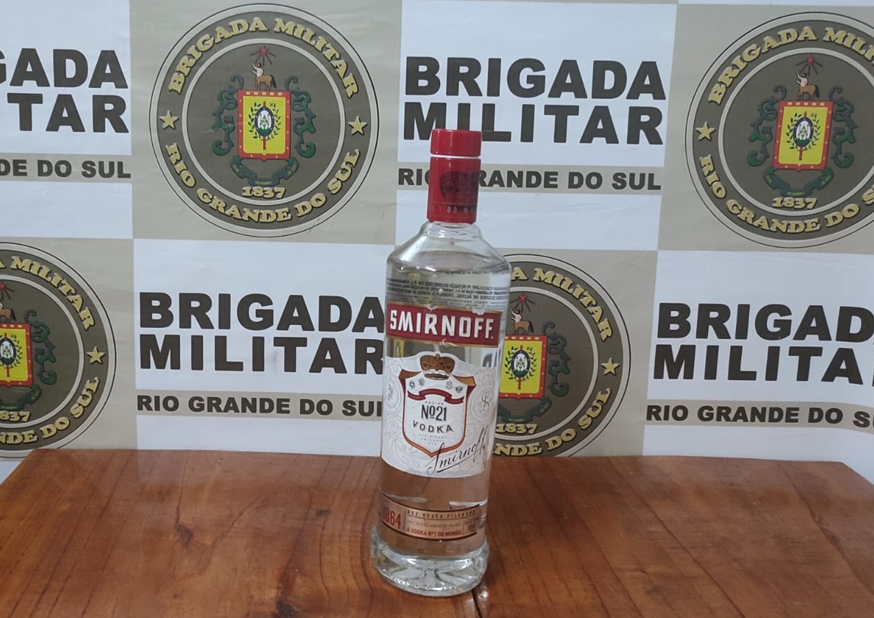 Homem furta bebida em Loja de Conveniência e acaba  detido pela Brigada Militar de Horizontina