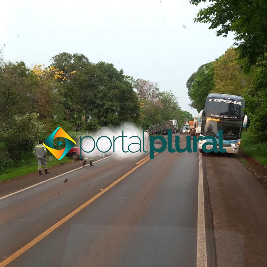 ​URGENTE -Grave acidente entre caminhão e automóvel na BR-472 em Santa Rosa 🚨🚨