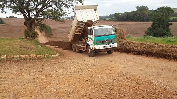 SMILT APROVEITA FERIADO PARA OBRAS PONTUAIS DE MELHORIAS E APOIO EMPRESARIAL