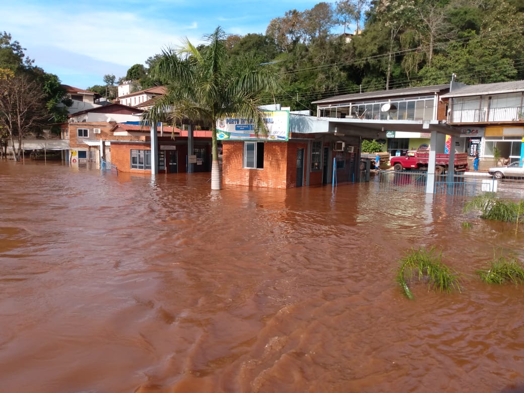 Rio Uruguai atinge 11m30cm em Porto Mauá