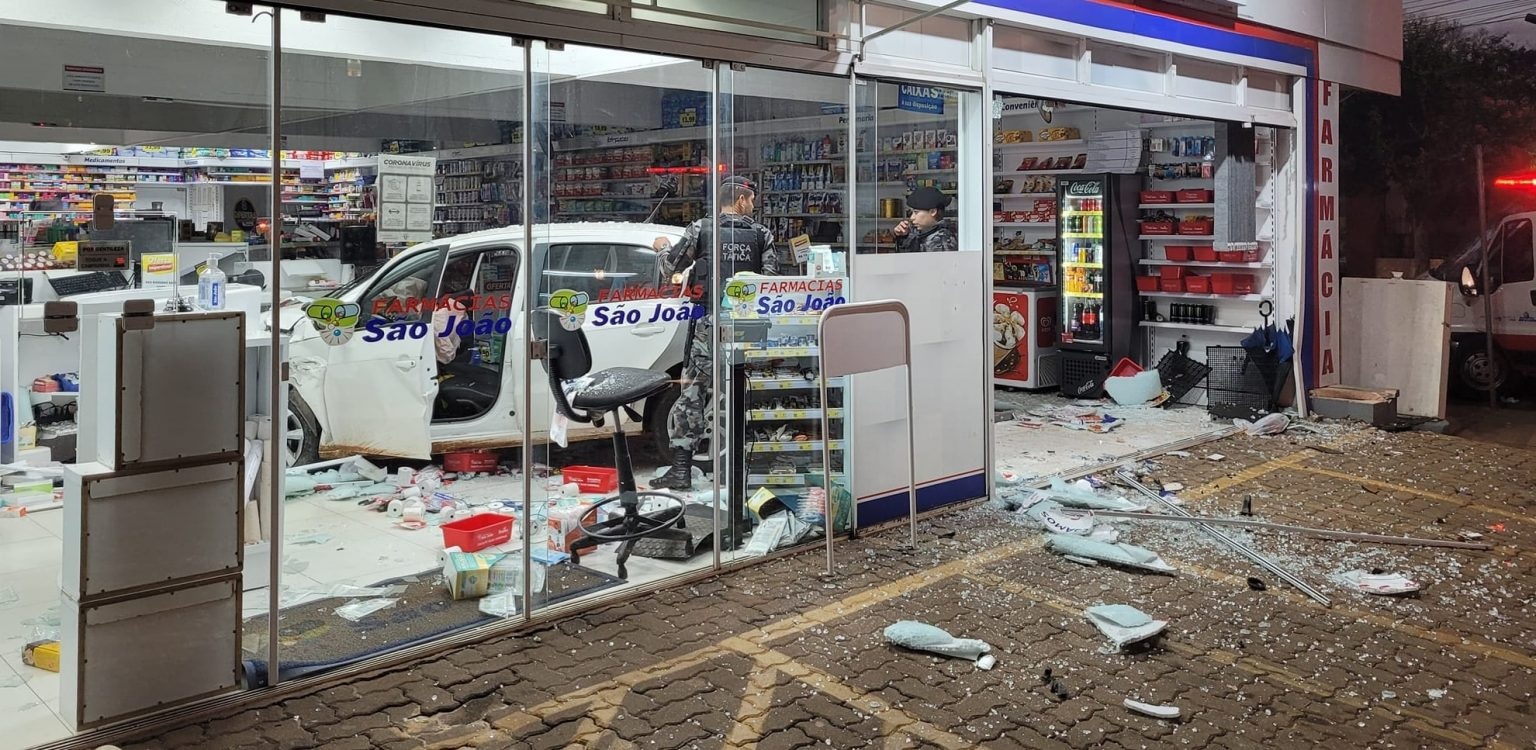 Condutor de Gol que invadiu farmácia em São Luiz Gonzaga estava embriagado