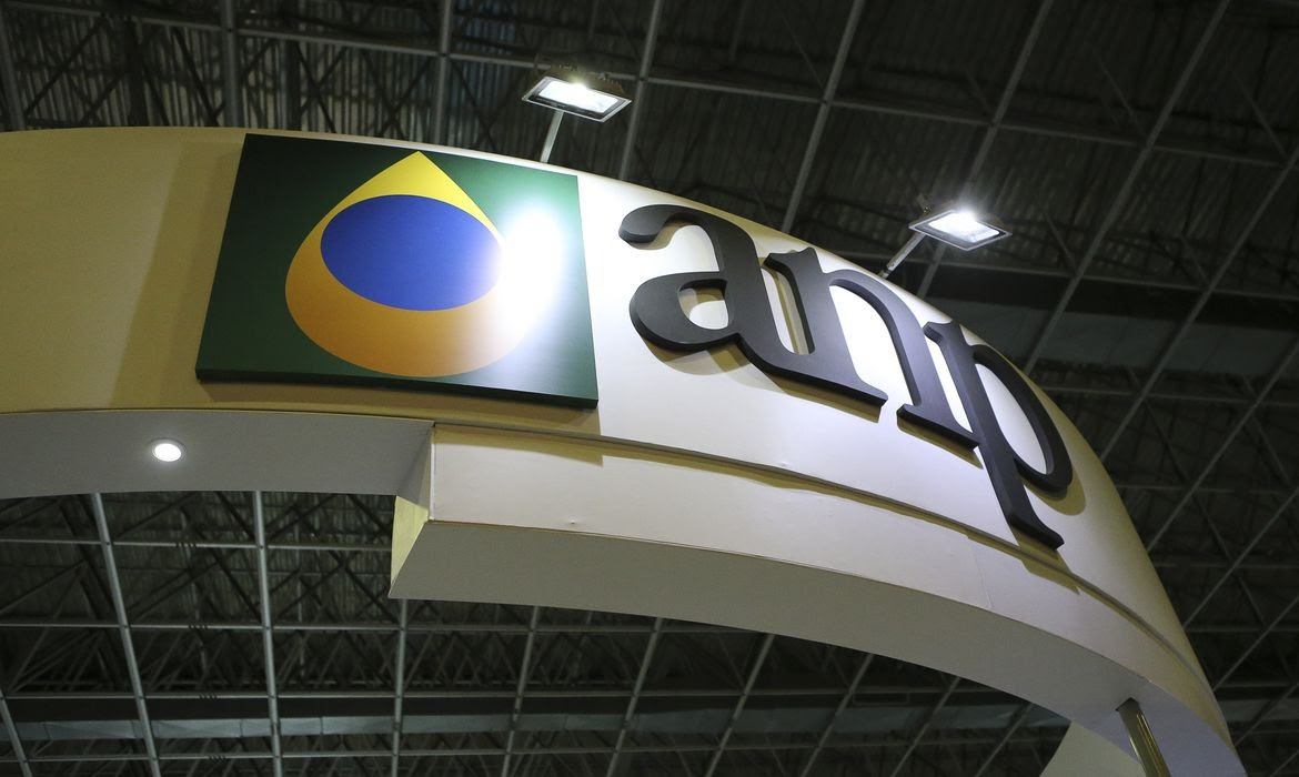 Petrobras sugere que empresas importem combustíveis para atender a demanda em novembro